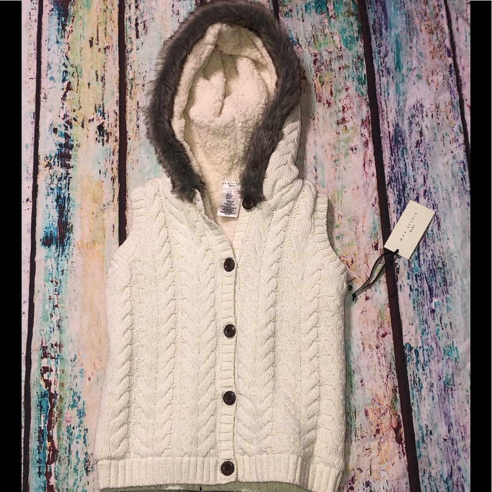 NWT Max Studio 5T Hooded Fur Vest